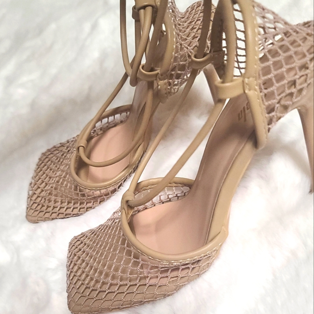 Shoes - Picture 6 of 6
